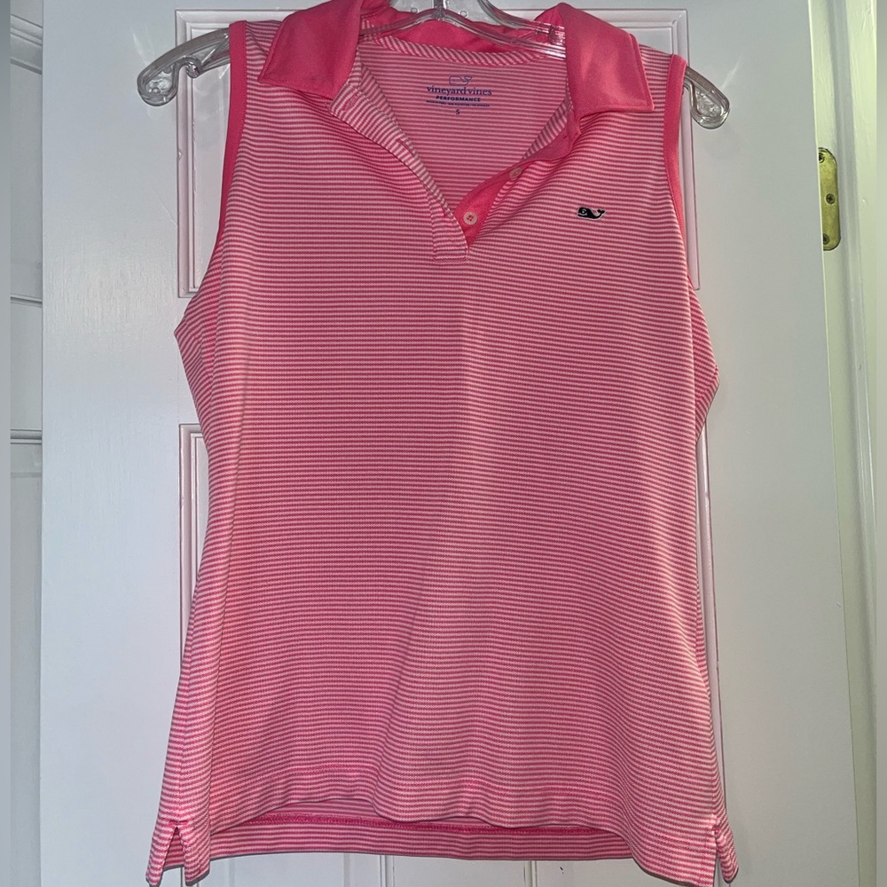 Vineyard Vines golf top!